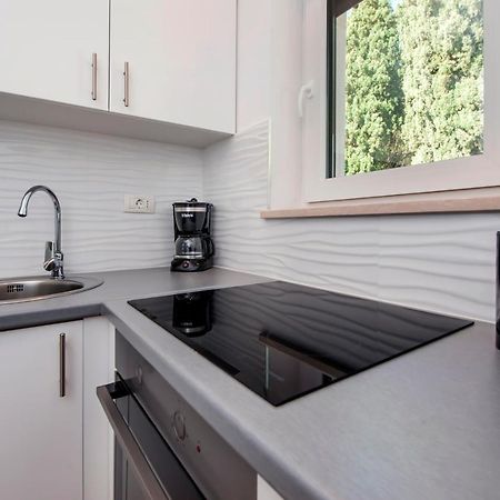 Apartmani Brajkovic Ровин Екстериор снимка