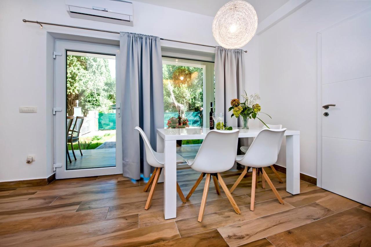 Apartmani Brajkovic Ровин Екстериор снимка