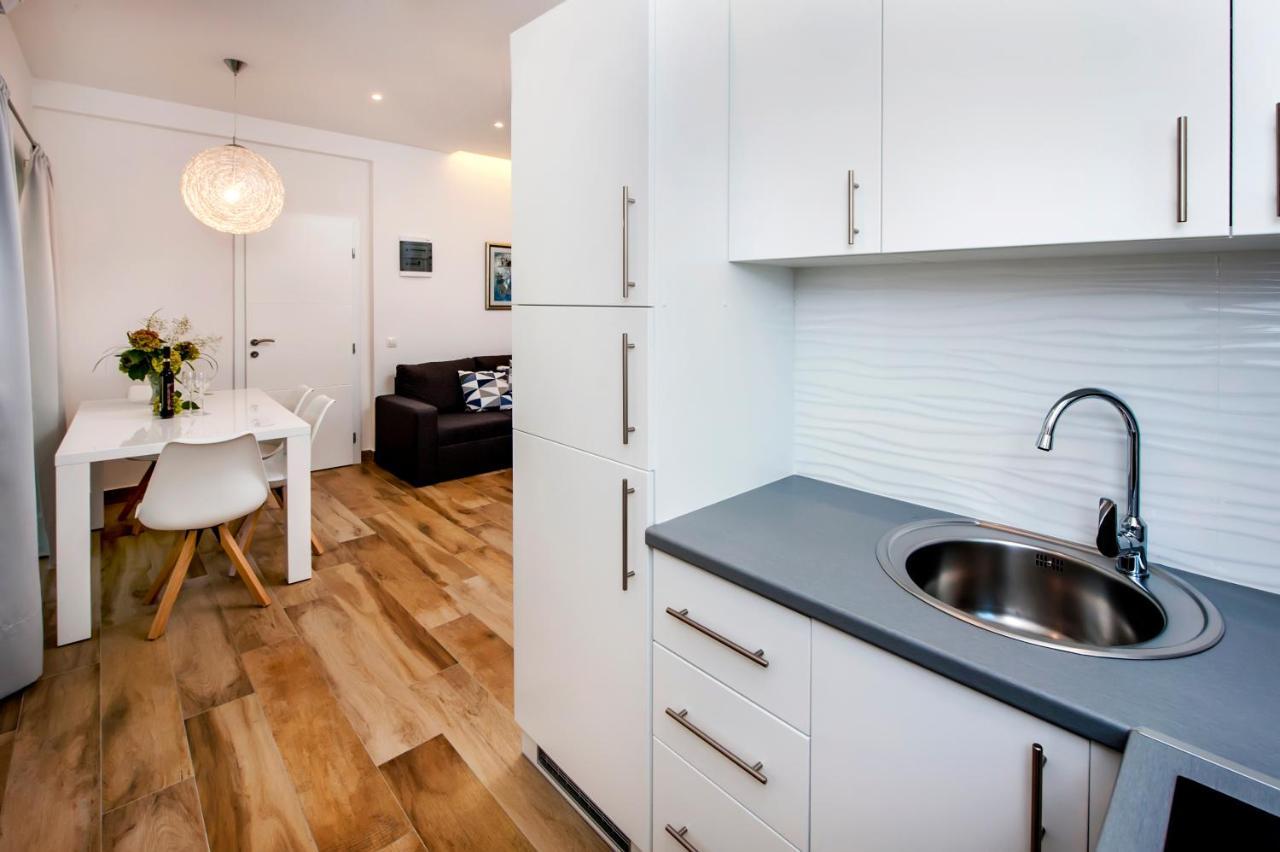 Apartmani Brajkovic Ровин Екстериор снимка