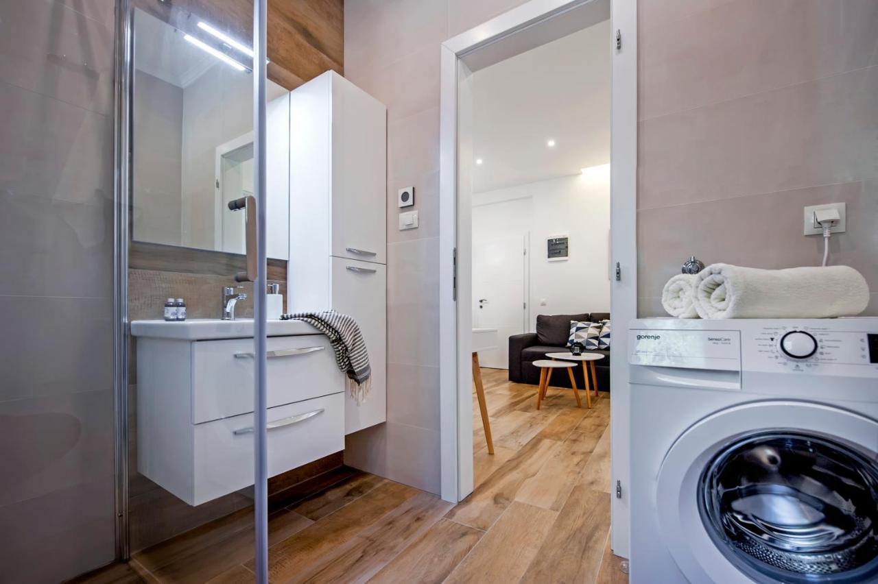 Apartmani Brajkovic Ровин Екстериор снимка