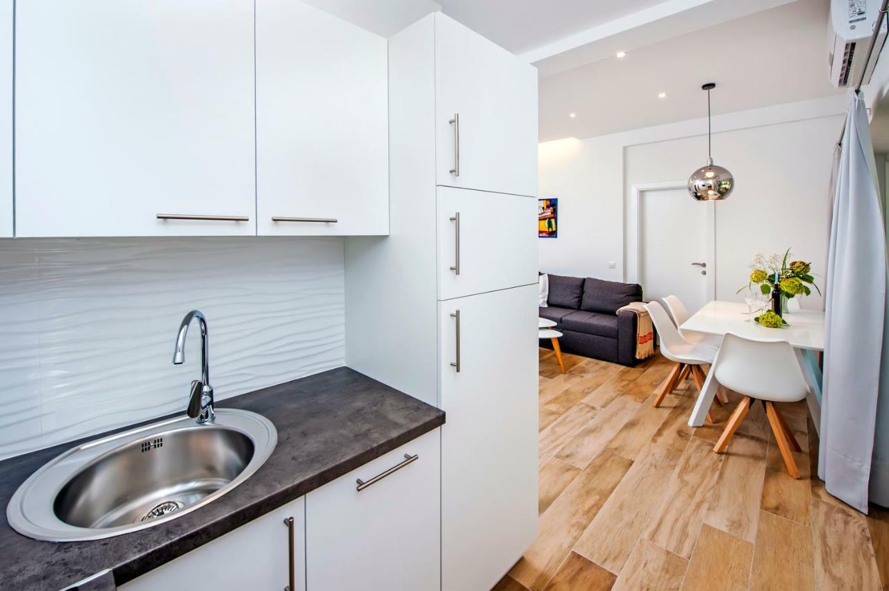 Apartmani Brajkovic Ровин Екстериор снимка
